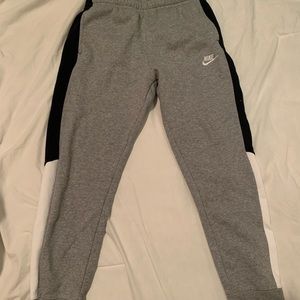Men’s Medium Nike Sweatpants Gray
